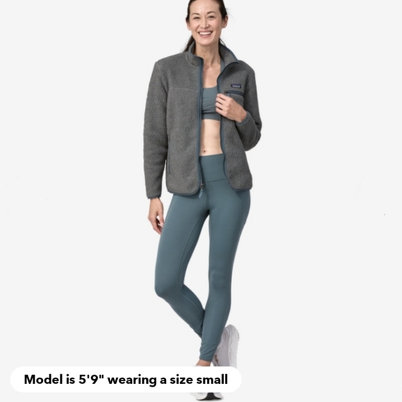 Patagonia Women's Retro Pile Fleece Jacket - Picture 4 of 9